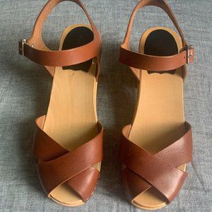 Swedish Hasbeens Brown Clog Sandals 39